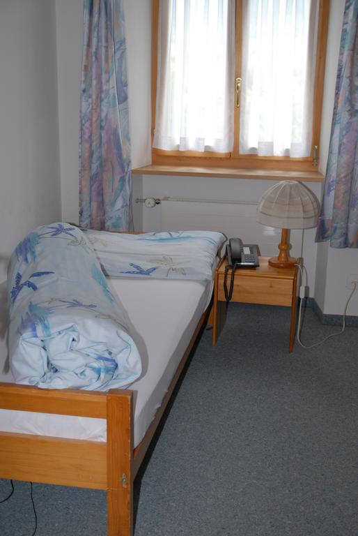 Hotel Reich Thusis Rum bild